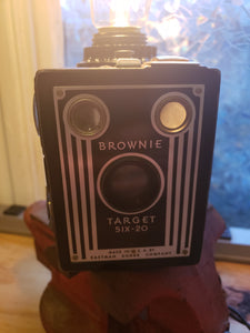 Brownie Target Six-20 Camera Lamp