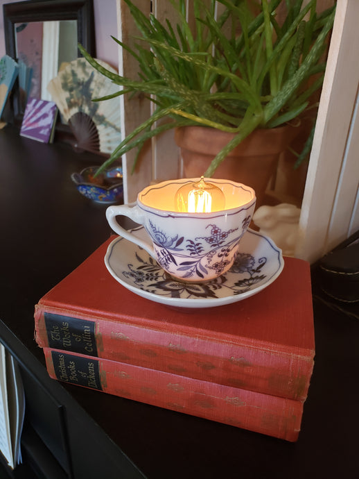 Blue Danube Teacup and Book Lamp